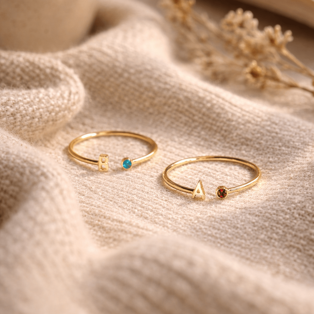 Buchstabe & Geburtsstein Ring - Fine - AnoaShop