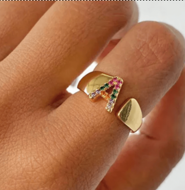 Fingerring Wunschbuchstabe in Gold bunt - AnoaShop