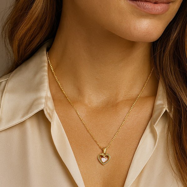 Halskette Anhänger Herz und Zirkonia 333 Gold - AnoaShop