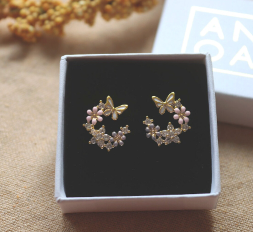 Flower Earring • Gold Floral Earring • Dainty Floral Earring • Minimalist Earring