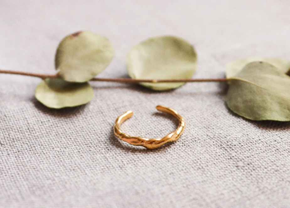 Waterproof Twisted Ring • Gold ring • Dainty Ring • Wave Jewelry • Twisted Gold Ring