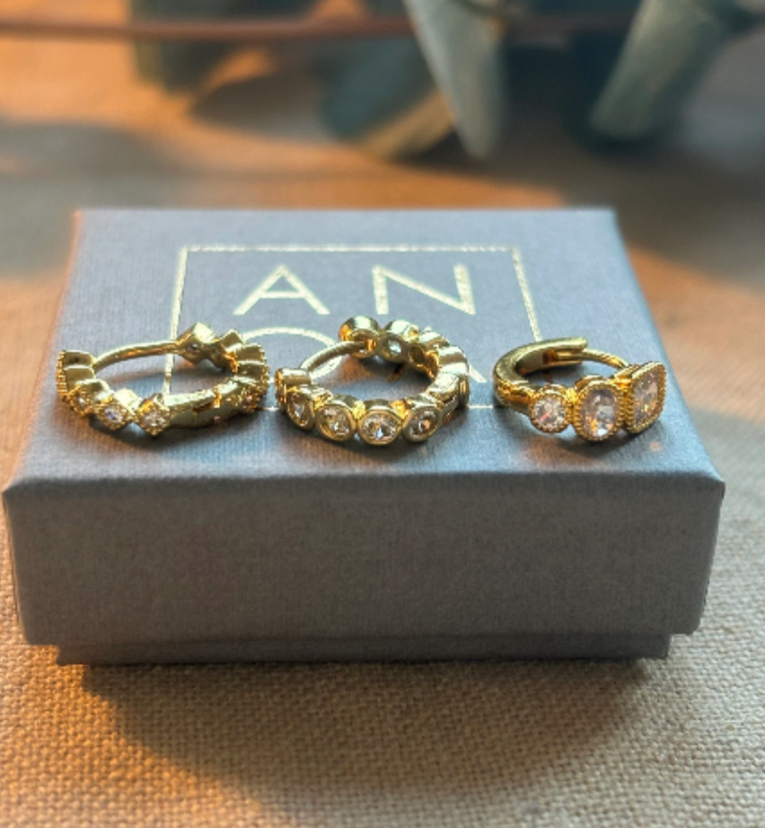 Waterproof Bestseller Little Stones Hoop• Cute Earring • Minimalist Hoop • Gold Hoop