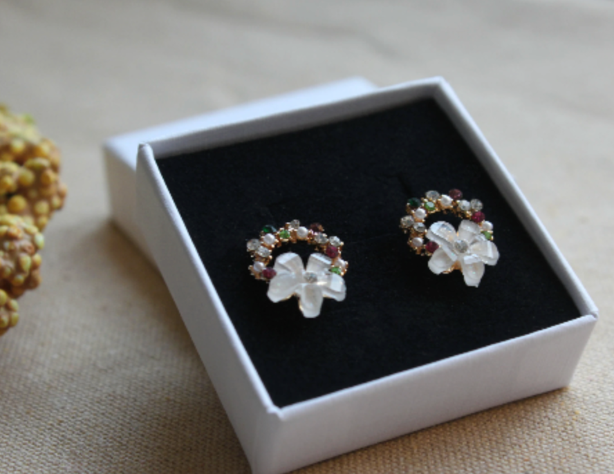 Flower Earring • Gold Floral Earring • Dainty Floral Earring