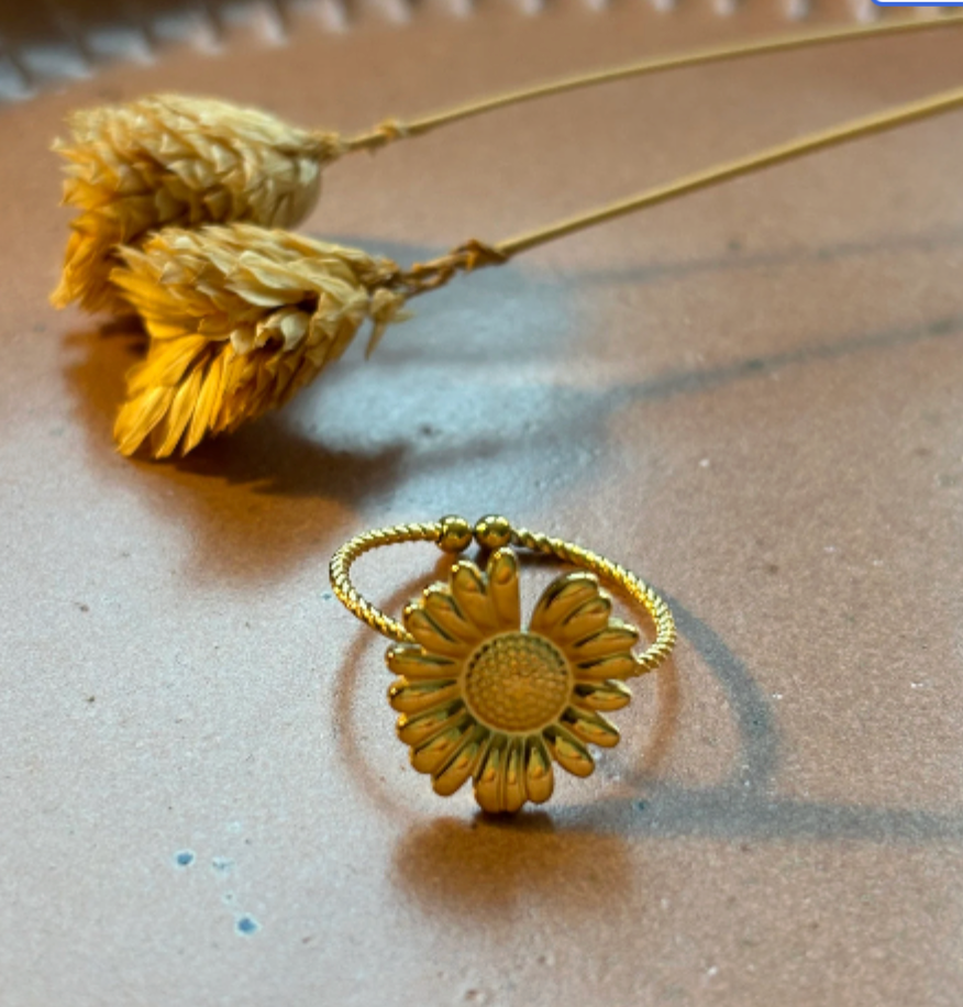 Waterproof Cute Flower Ring • Daisy Flower Ring Gold • Flower Ring