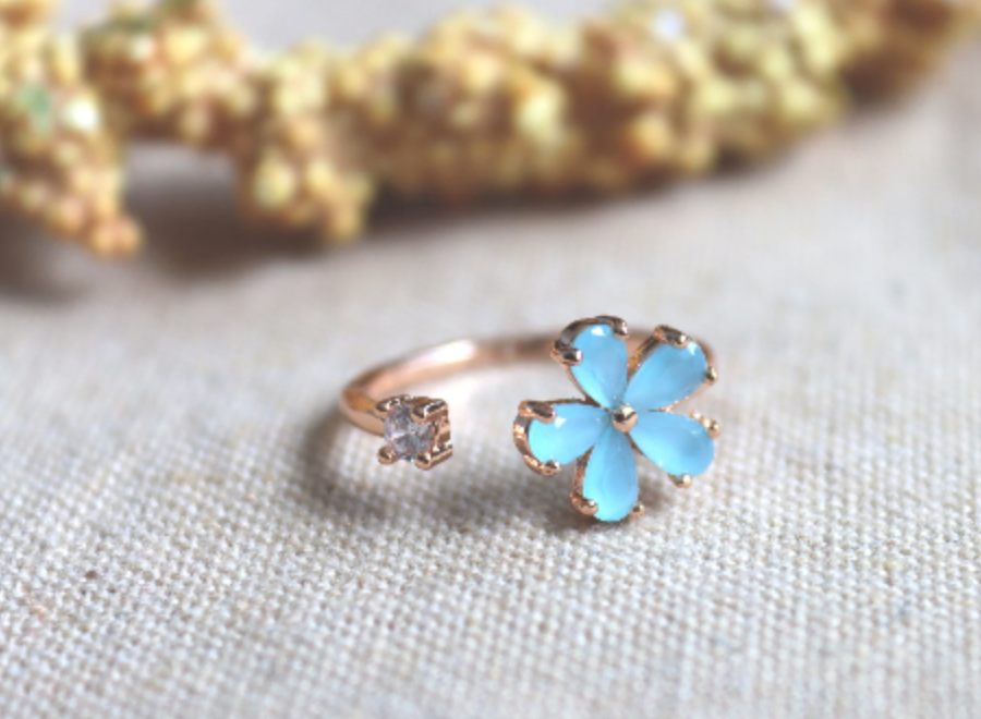 Cute Floral Ring • Blue Flower Ring • Minimalist Ring • Ring in Rose Gold • Perfect Gift for her • Dainty Ring • Adjustable Flower Ring
