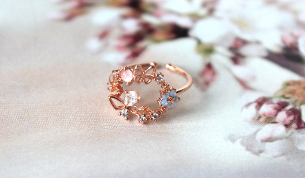 Butterfly Ring • Flower Ring • Minimalist Ring • Ring in rose gold • Perfect Gift for her • Dainty Ring • adjustable