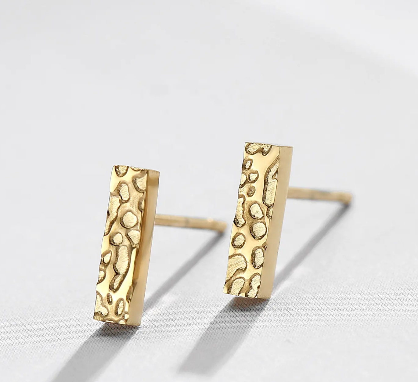 Waterproof Little Earring • Minimalist Earring • Earring small gold silver