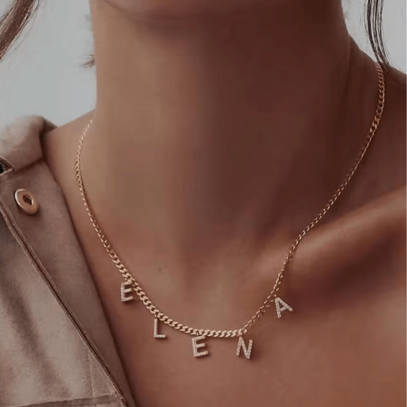 WATERPROOF LETTER NECKLACE • GOLD CHAIN ​​• STAINLESS STEEL - AnoaShop