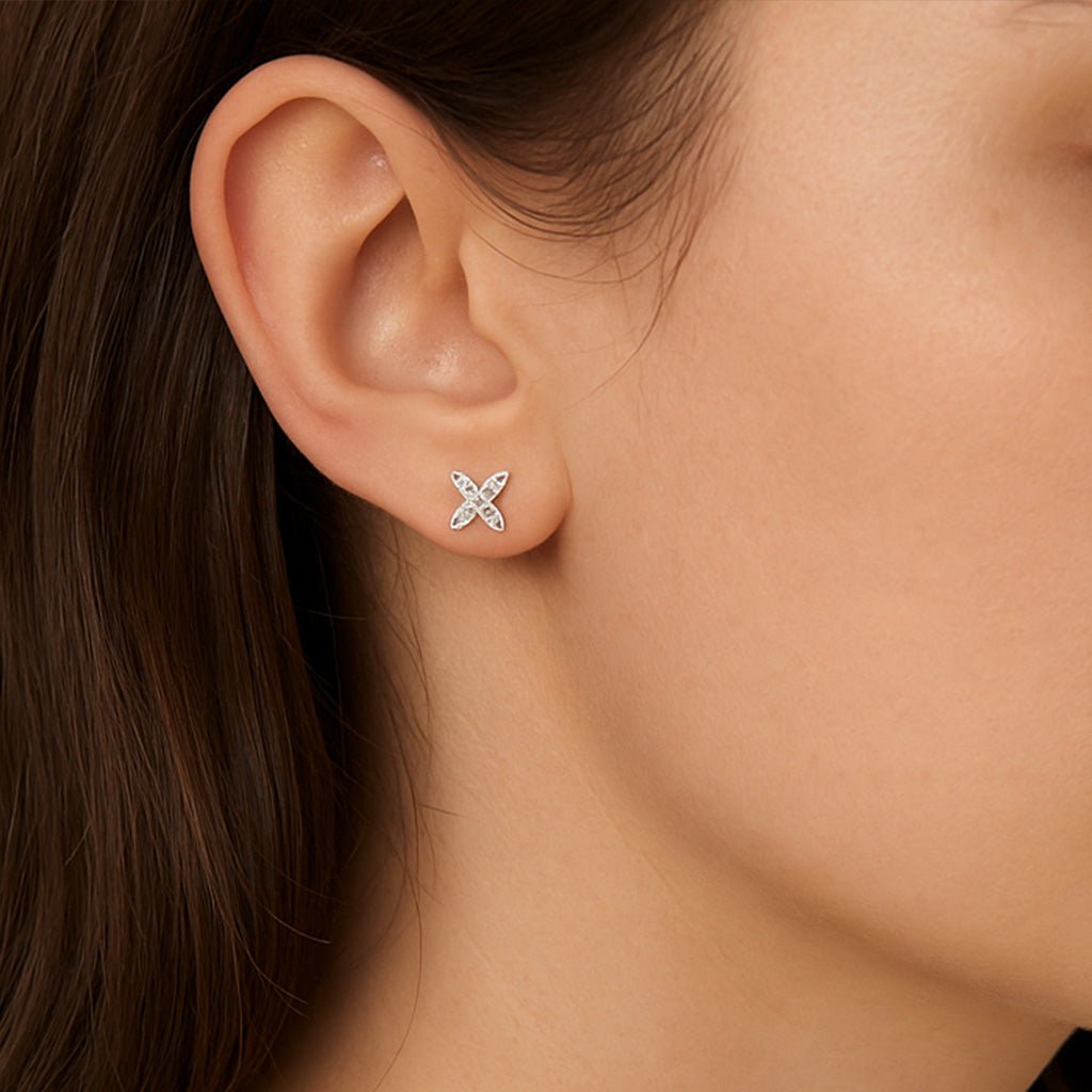 Blumen Ohrstecker mit Zirkonia Steinen 925 Sterling Silber - AnoaShop