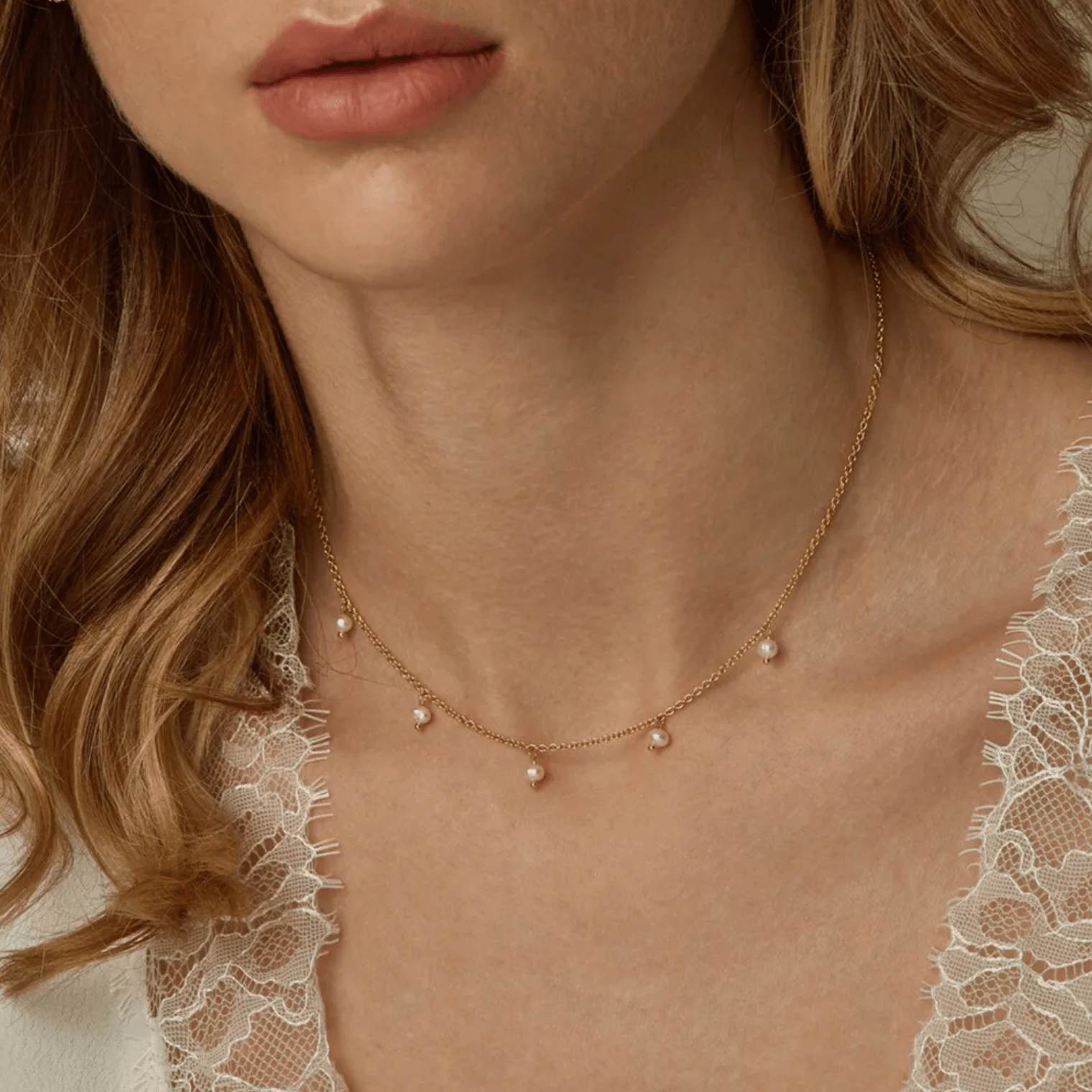 Kette mit kleinen Süßwasserperlen Edelstahl - AnoaShop