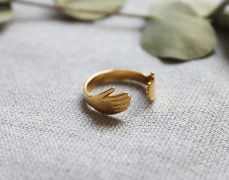 Waterproof Bestseller Cute hand ring • Big hug • Gold ring • Dainty Ring • friendship • lovely jewelry - AnoaShop