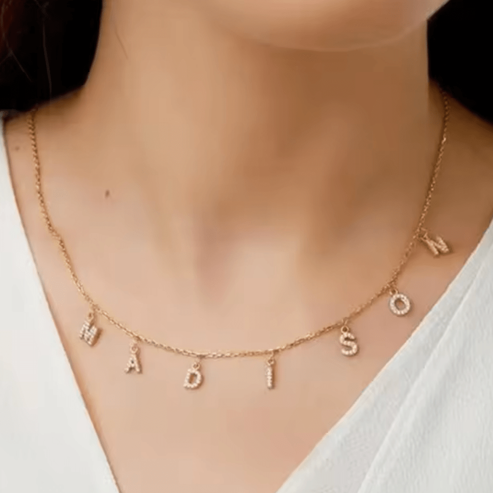 WATERPROOF LETTER NECKLACE • GOLD CHAIN ​​• STAINLESS STEEL - AnoaShop