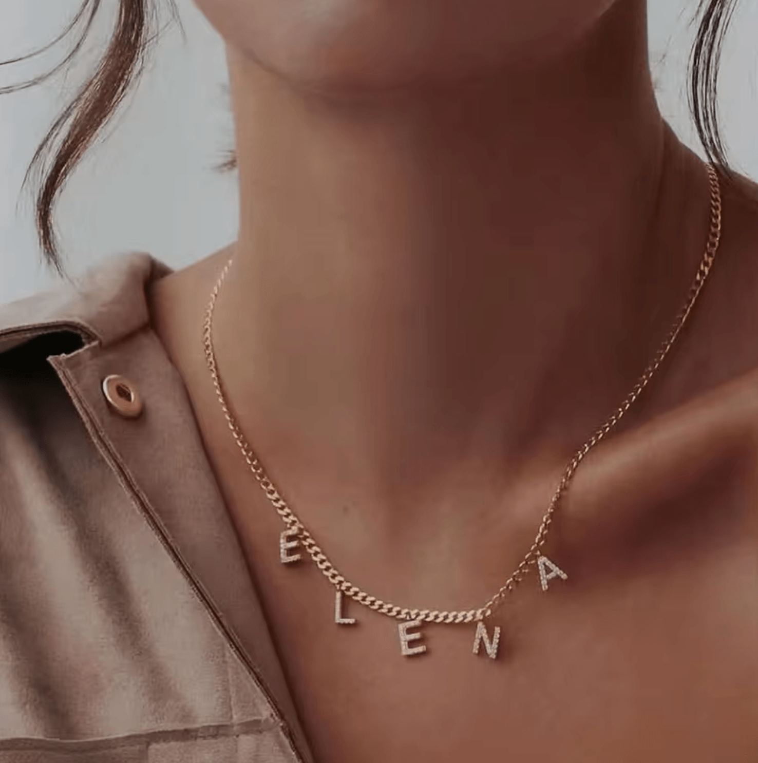 WATERPROOF LETTER NECKLACE - GOLD CHAIN - STAINLESS STEEL - AnoaShop